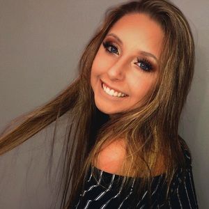 Meet your Posher, Sidney